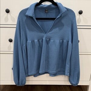Blue Vneck with collar blouse